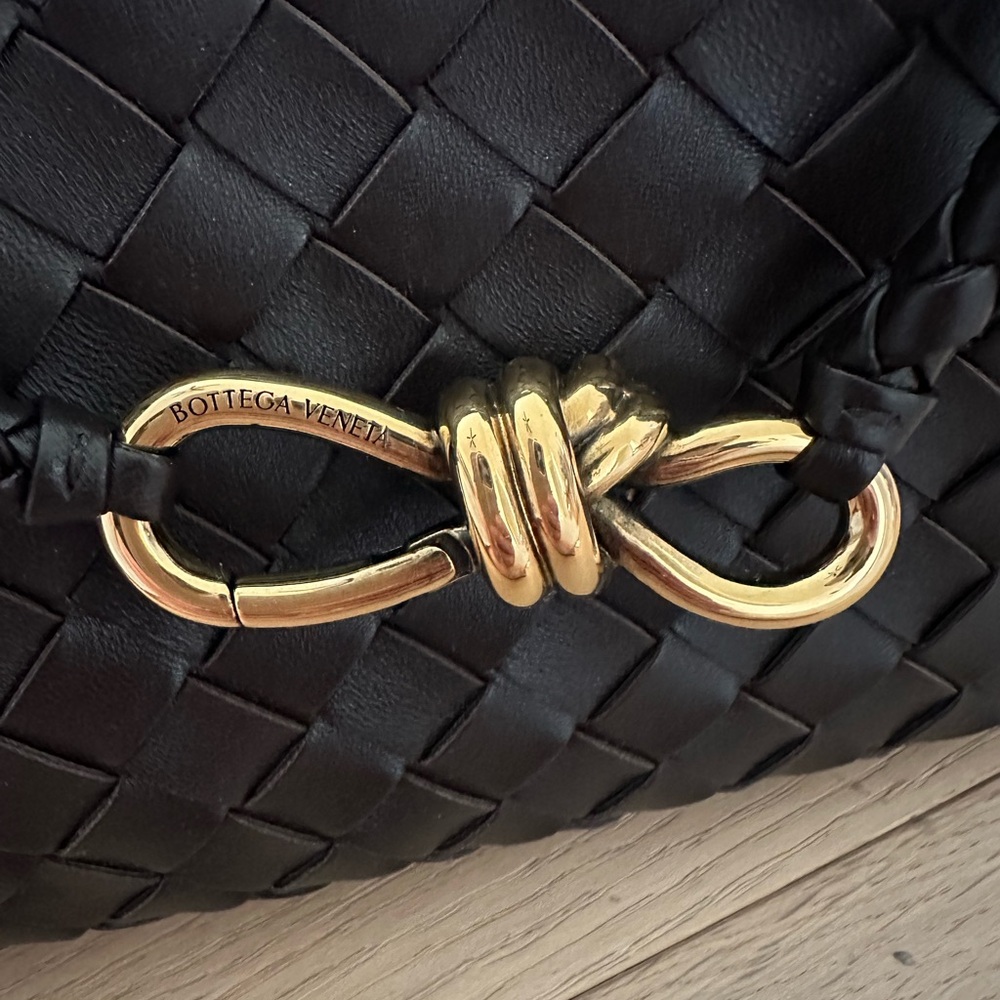 NEW Bottega Veneta Dark Brown Woven Shoulder Bag - Picture 7 of 9